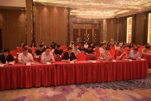 热烈庆祝嘉兴市南湖区餐饮行业协会第三届二次会员大会盛大举行